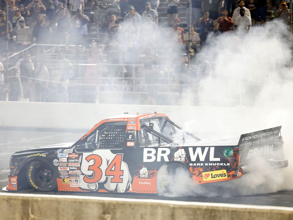 2026 Layne Riggs #34 Bare Knuckle Boxing - IRP Indy Win / Raced Truck 1/24 Diecast