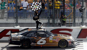 2011 Ricky Stenhouse Jr #6 Blackwell - Iowa Win / Raced 1/24 Diecast