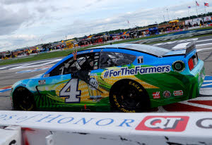 2020 Kevin Harvick #4 Busch Light #ForTheFarmers - Atlanta Win / Raced 1/24 Diecast