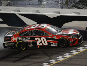 2021 Christopher Bell #20 Rheem - Daytona Road 1st Win / Raced 1/24 Diecast
