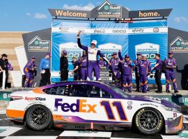 2023 Denny Hamlin #11 FedEx Express - Kansas Win / Raced 1/64 Diecast