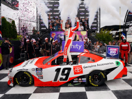 2023 Ryan Truex #19 Toyota - Dover Win / Raced 1/24 Diecast