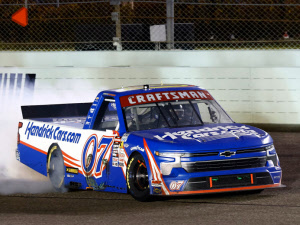 25-larson-miami-truck-win_20250604180248