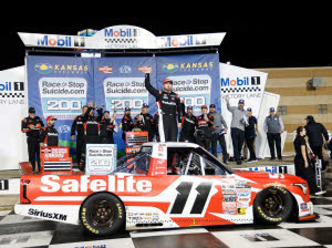 2026 Kaden Honeycutt #11 Safelite - Kansas Win / Raced Truck 1/64 Diecast