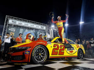 2026 Joey Logano #22 Shell-Pennzoil - Bristol Win / Raced 1/24 Diecast